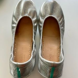 Silver Screen Tieks size 10